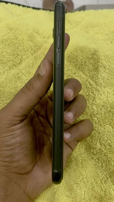 Apple iPhone XR