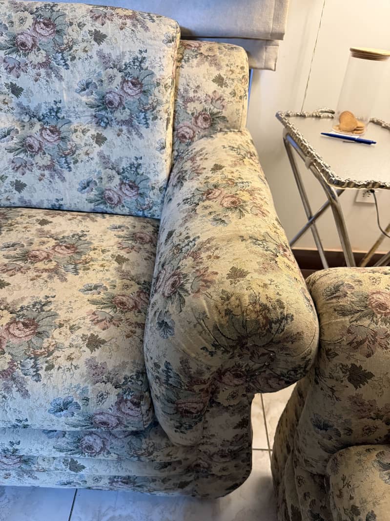 3,2,1 seater sofa 1