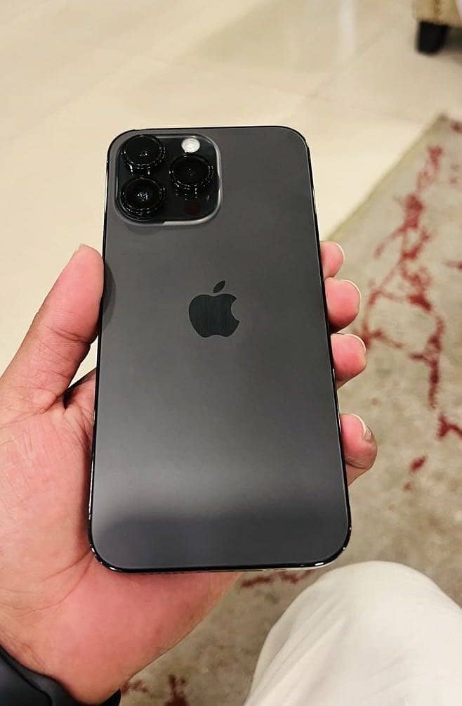 Apple iPhone 14 Pro Max 5