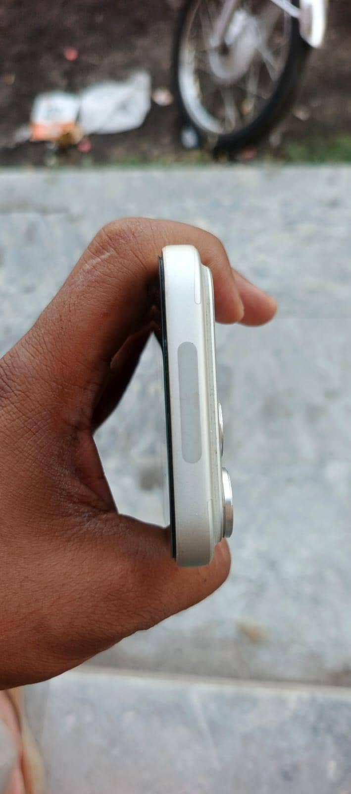 Apple iPhone 17 Pro Max 1