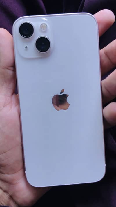 Apple iPhone 13