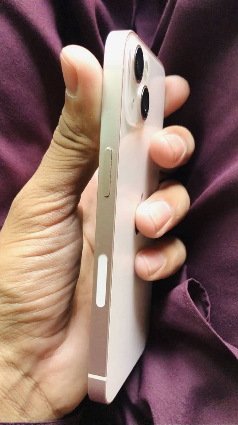 Apple iPhone 13 3