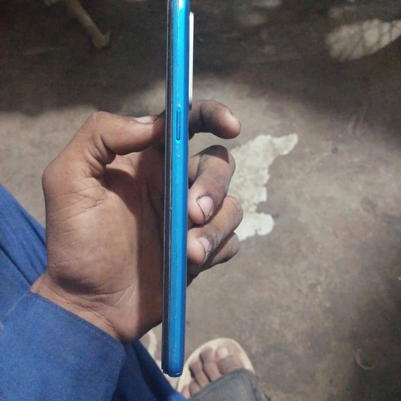 realme 2