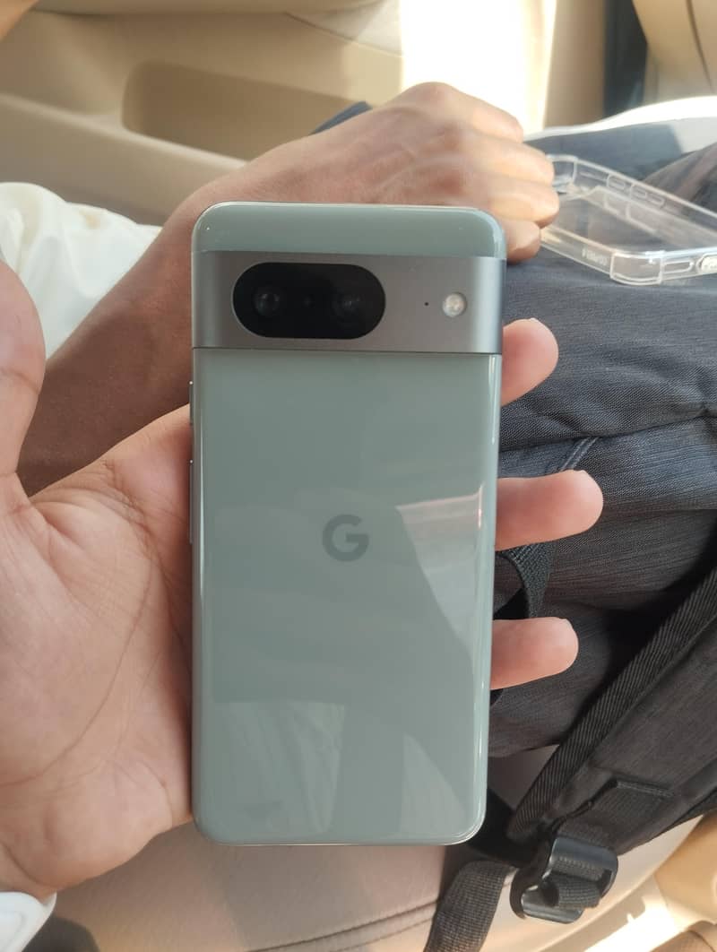 Google Pixel 8 3