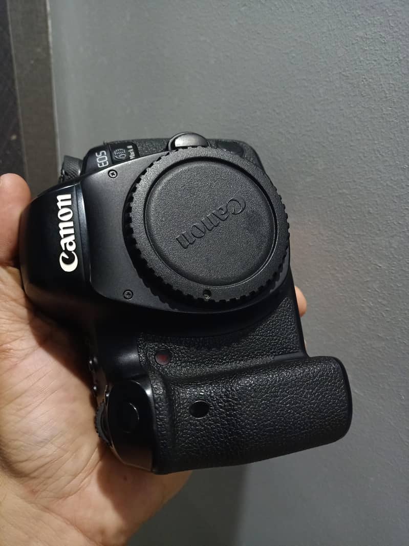 cannon 6D mark 2 7