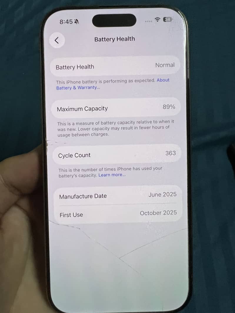 Apple iPhone 16 Pro 2