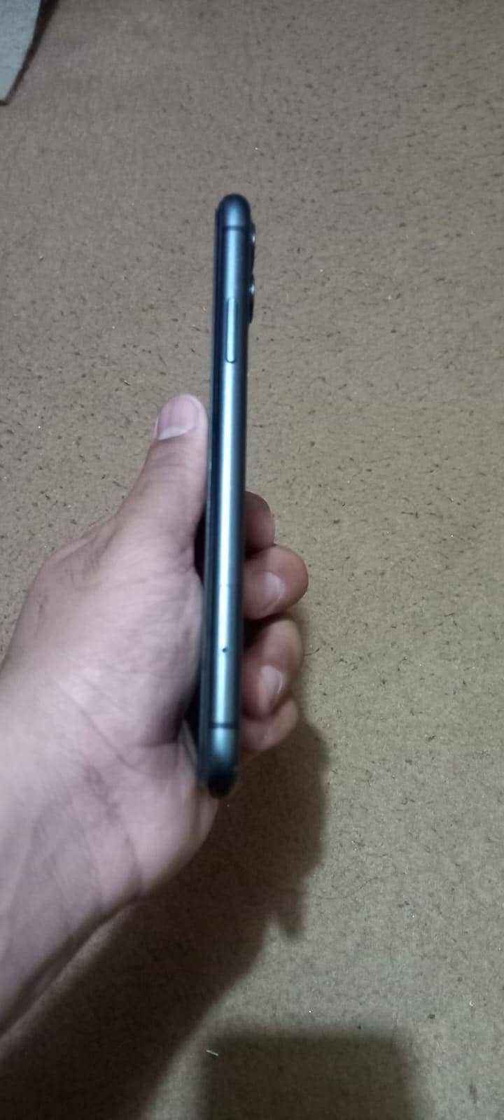 Apple iPhone 11 4