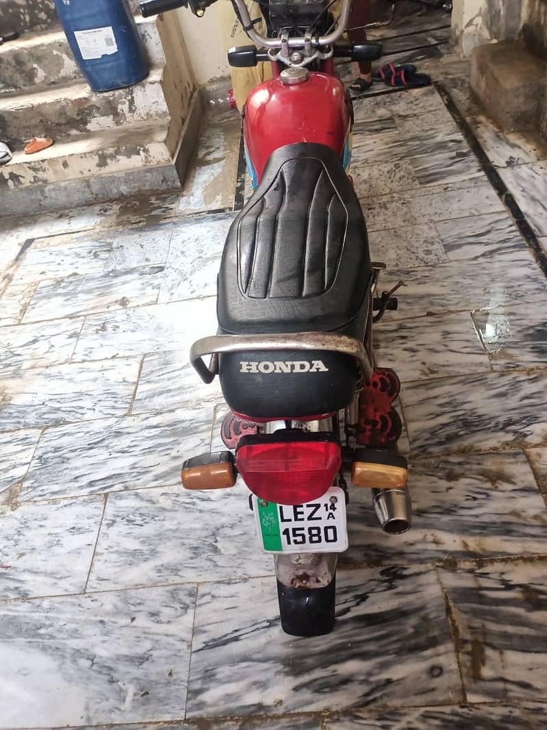 United motorcycle 5
