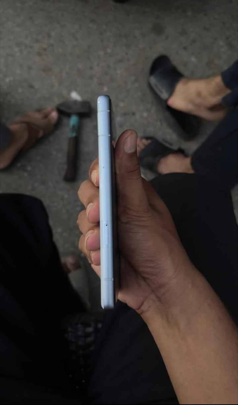 Google Pixel 7a 4