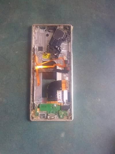 Sony Xperia 5 charger body step