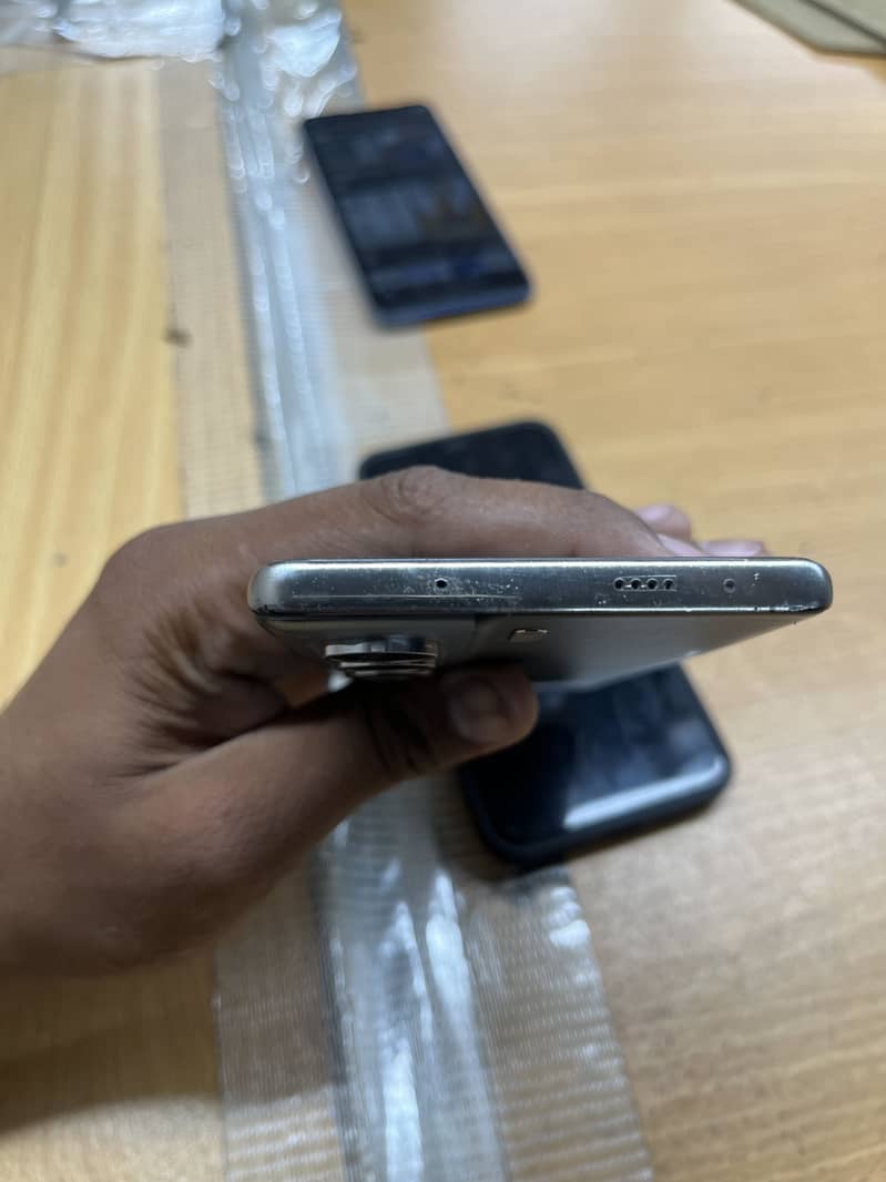 Tecno CAMON 40 Pro 8