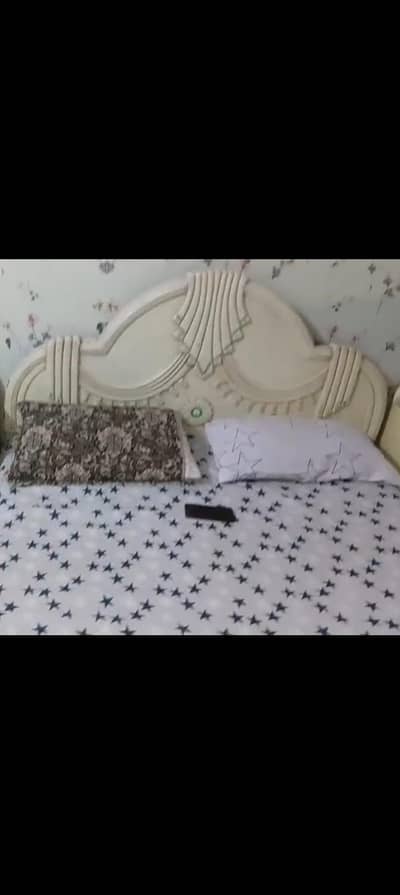 Bed set for sale