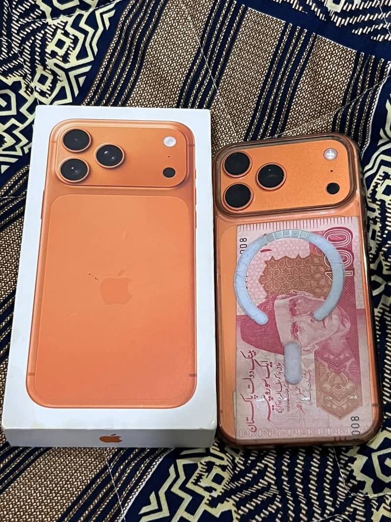 Apple iPhone 17 Pro Max 0