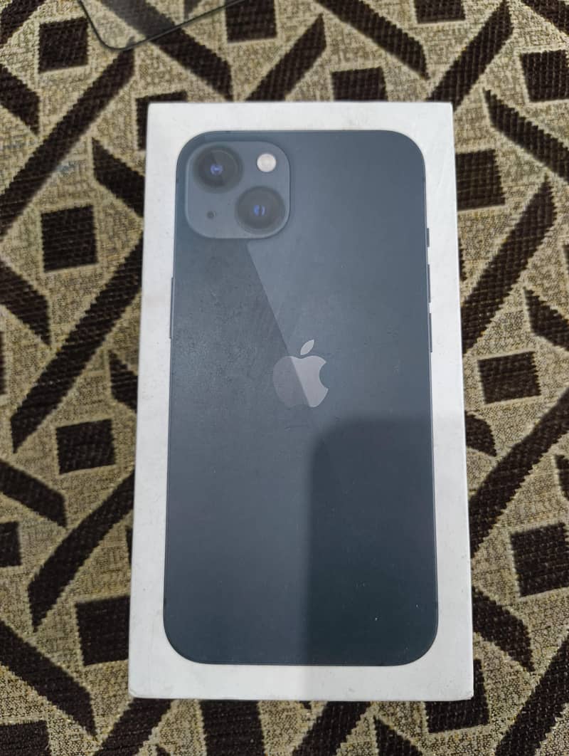 Apple iPhone 13 6