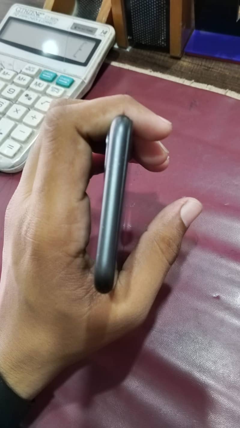 Apple iPhone 11 2