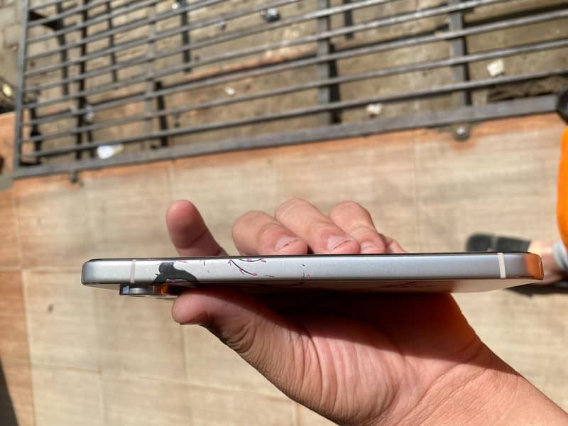 Google Pixel 9 Pro XL 4