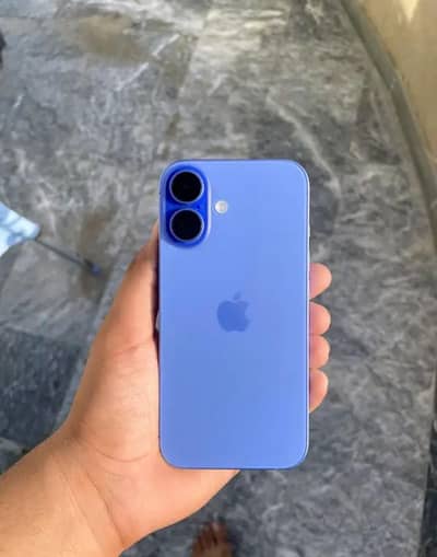Apple iPhone 16jv iCloud locked
