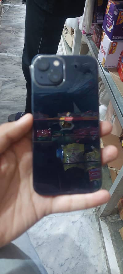 Apple iPhone 13