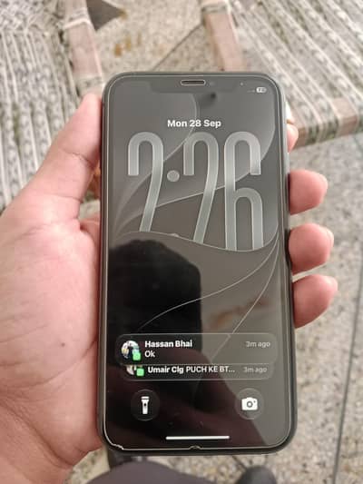 Apple iPhone 11