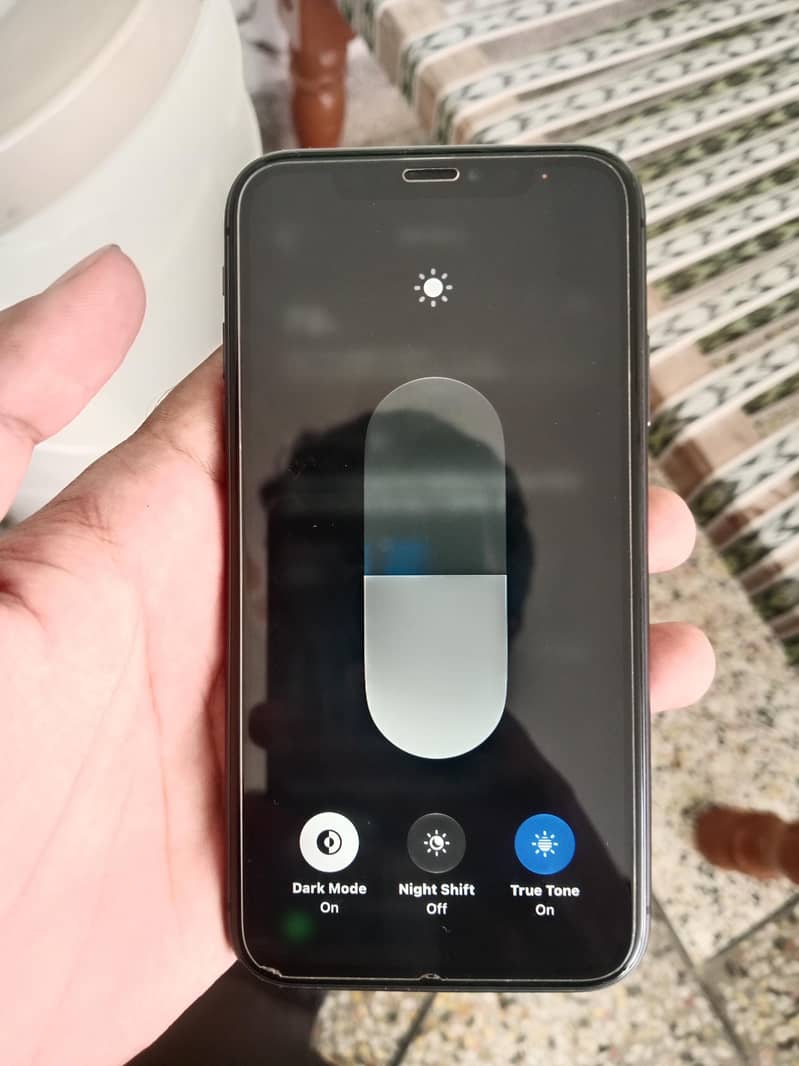 Apple iPhone 11 7