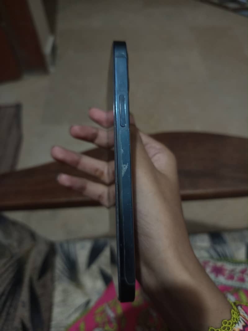 Apple iPhone 12 Pro 2