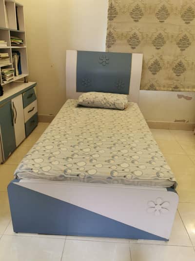 bed set with wardrobe