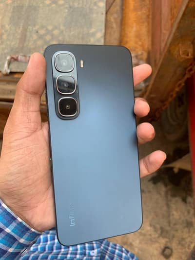 Infinix Hot 60i