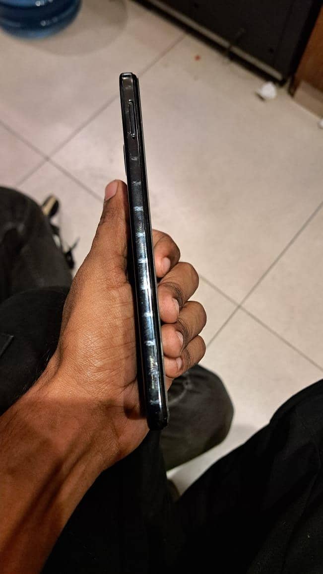 Tecno Spark 10C 3