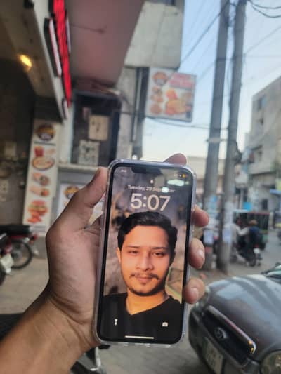 Apple iPhone X 256 gb 11 pro convert exchange possible