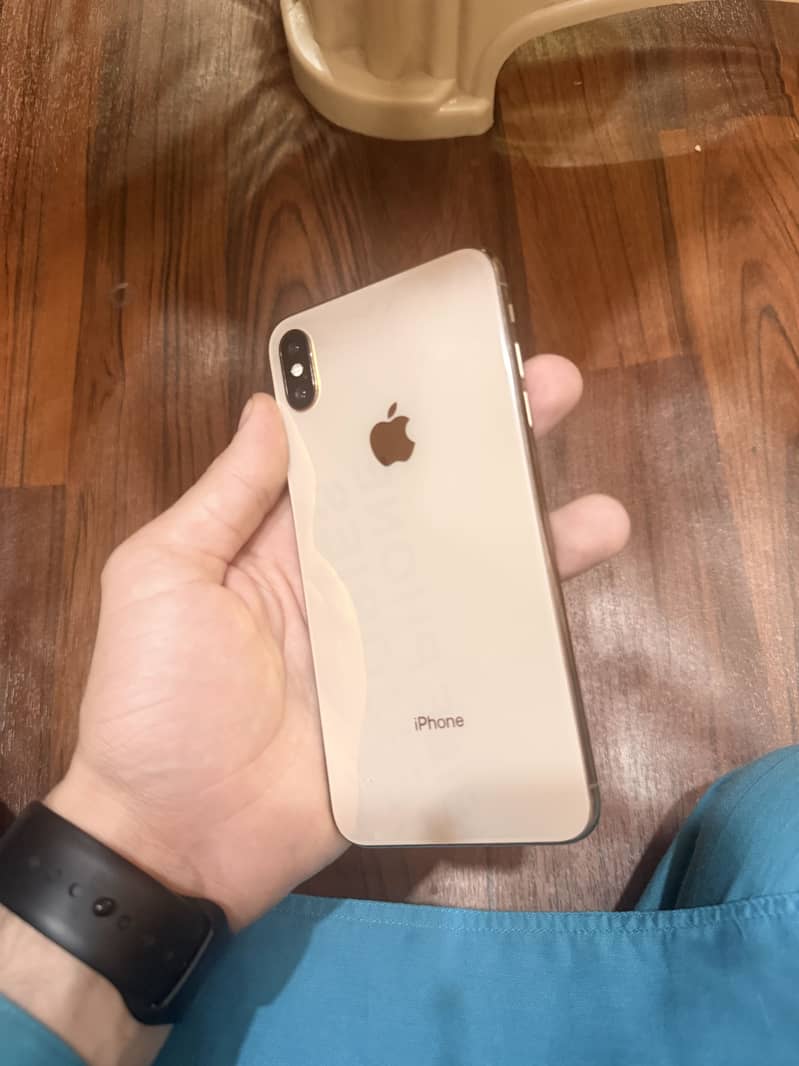 Apple iPhone XS Max 0