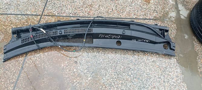 Toyota Aqua Geniune Wipersheild for Sale