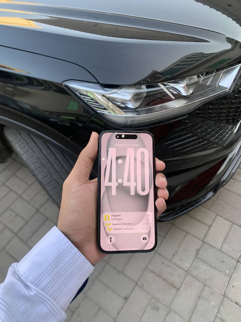 Apple iPhone 15 4