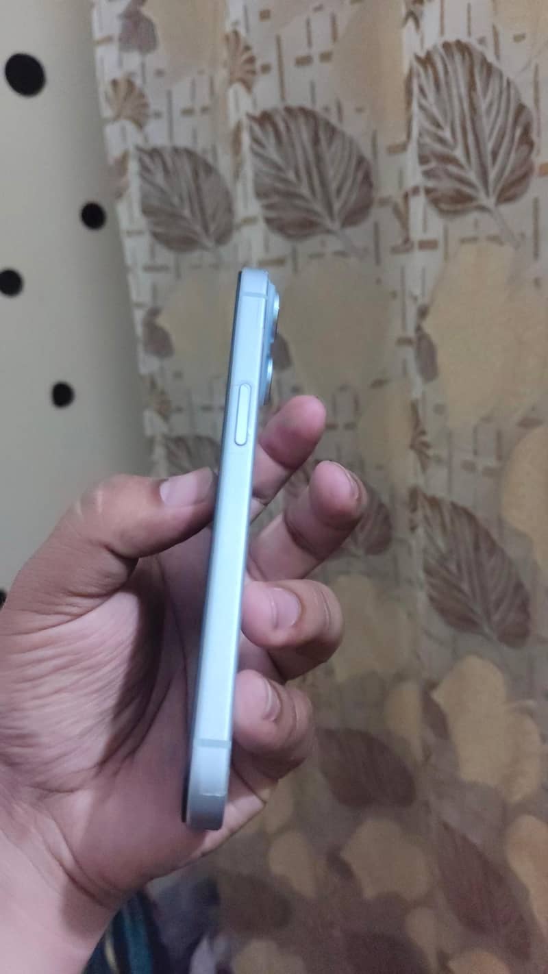 Apple iPhone 15 sim working 2