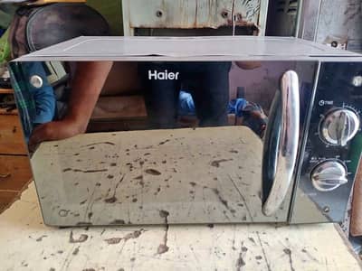 microwave oven