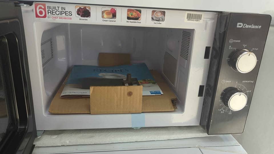 microwave oven 1
