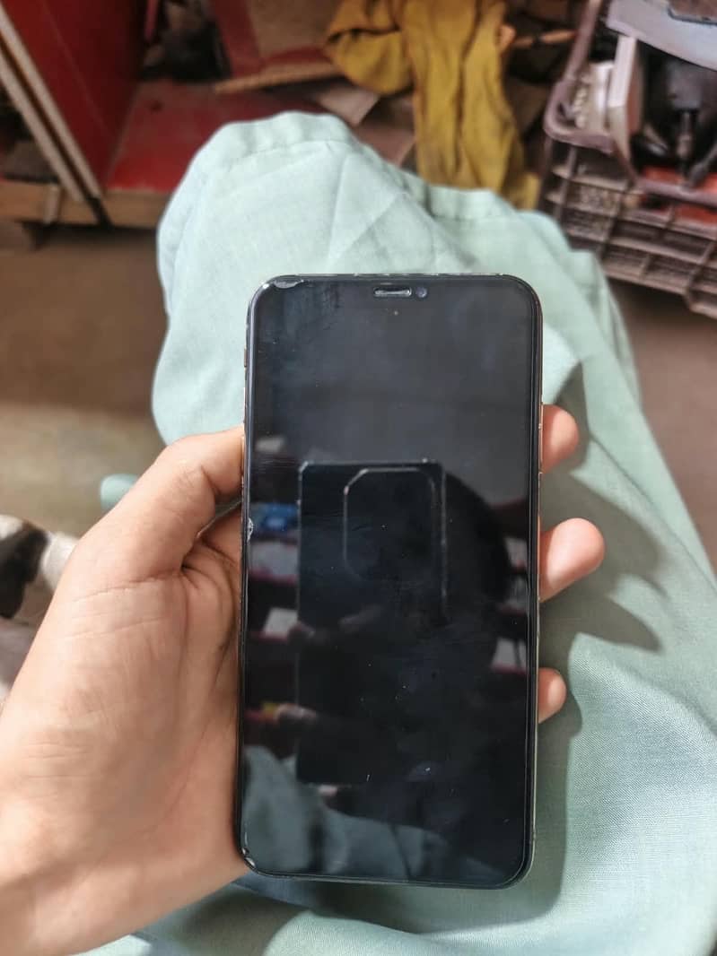Iphone XS Max 4