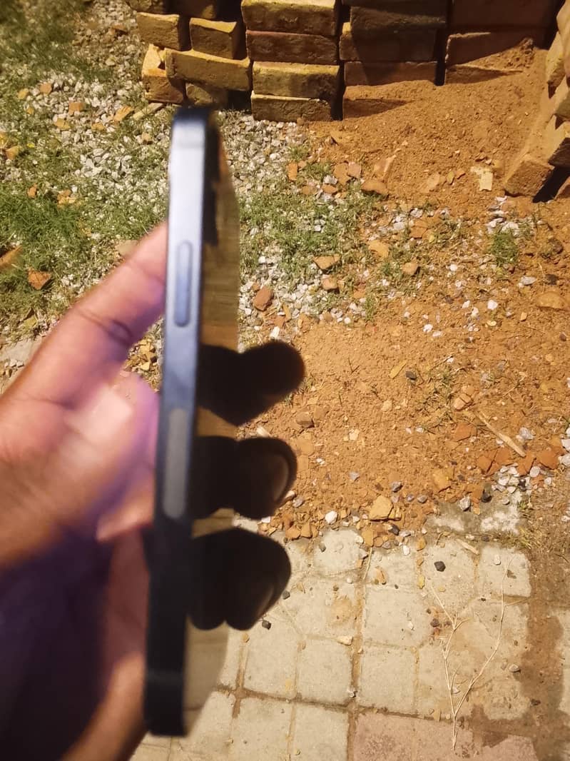 Apple iPhone 12 mini 2