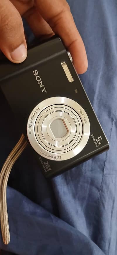 Sony Cyber-shot DSC W800 Digital Camera (20MP) Excellent condition