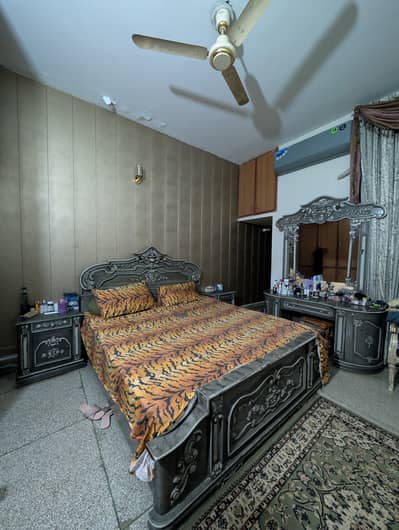 King Size 5-Piece Bed Set – Urgent Sale