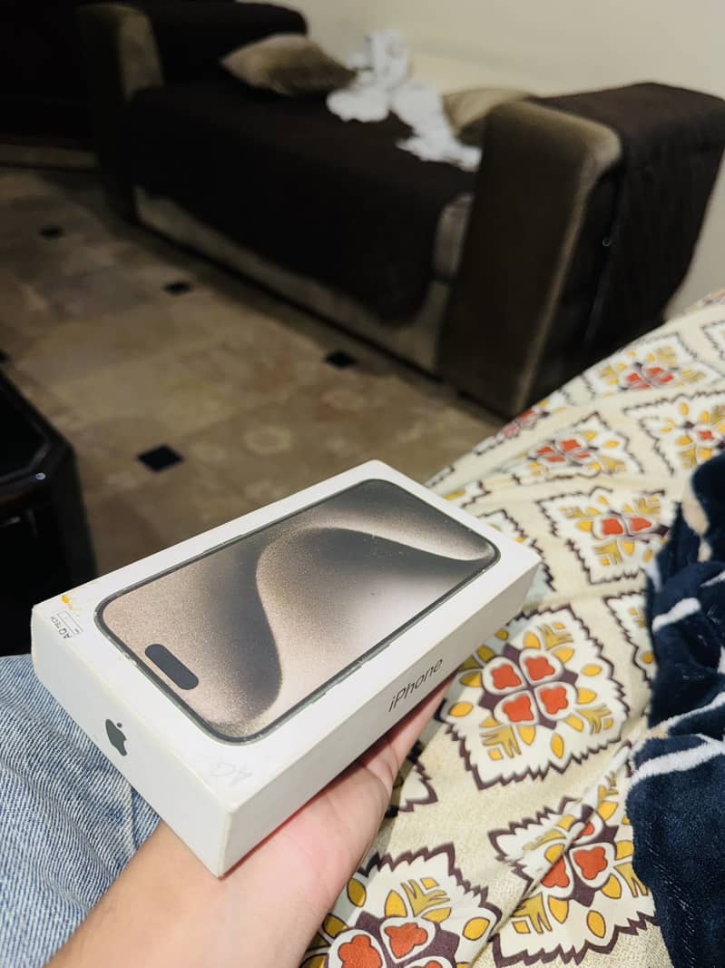 Apple iPhone 15 Pro 4
