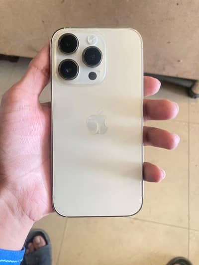 Apple iPhone 14 Pro jv