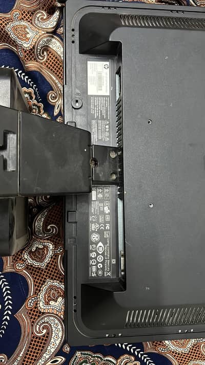 hp 19 inch FHD like wide mintor brand new condition