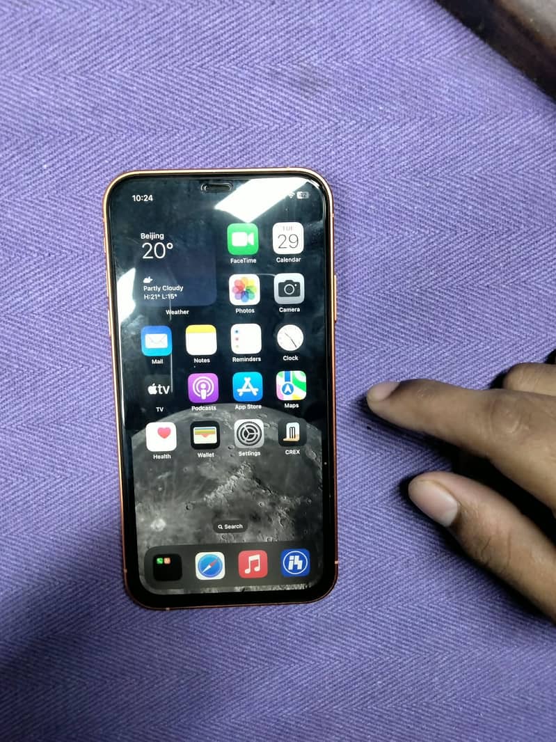 Apple iPhone 11 3