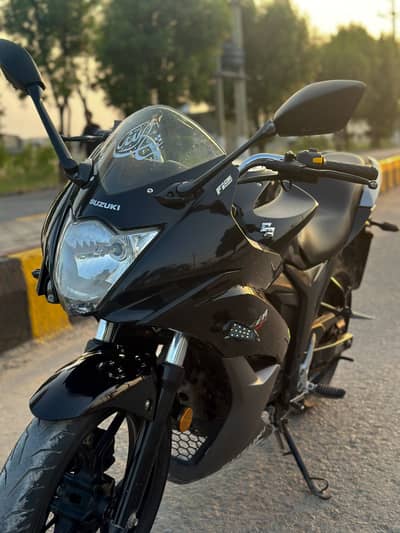 Suzuki gixxer black japan imported for sale