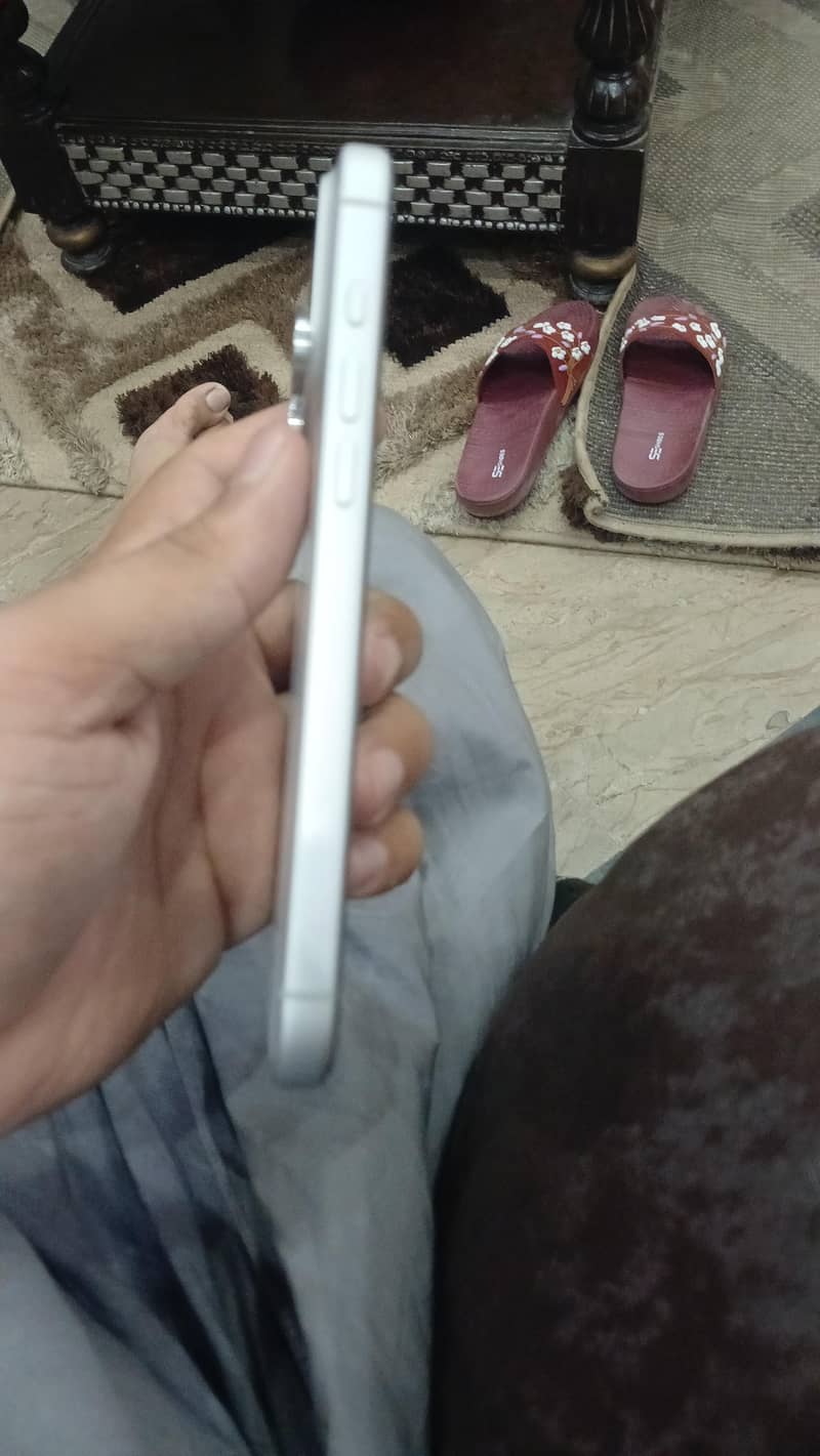 Apple iPhone 17 Pro Max 0