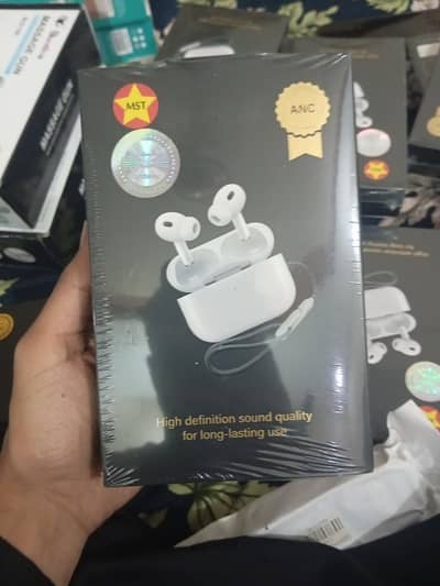 wireless earbirds