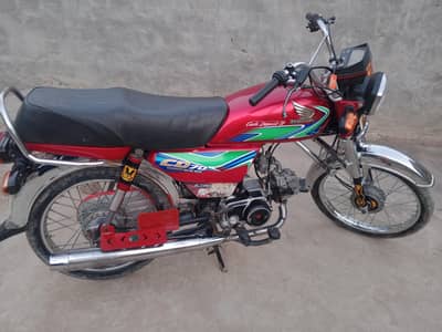 Bike for sell, CD 70 2018 All Ok condition All fit and set Bike 100%.