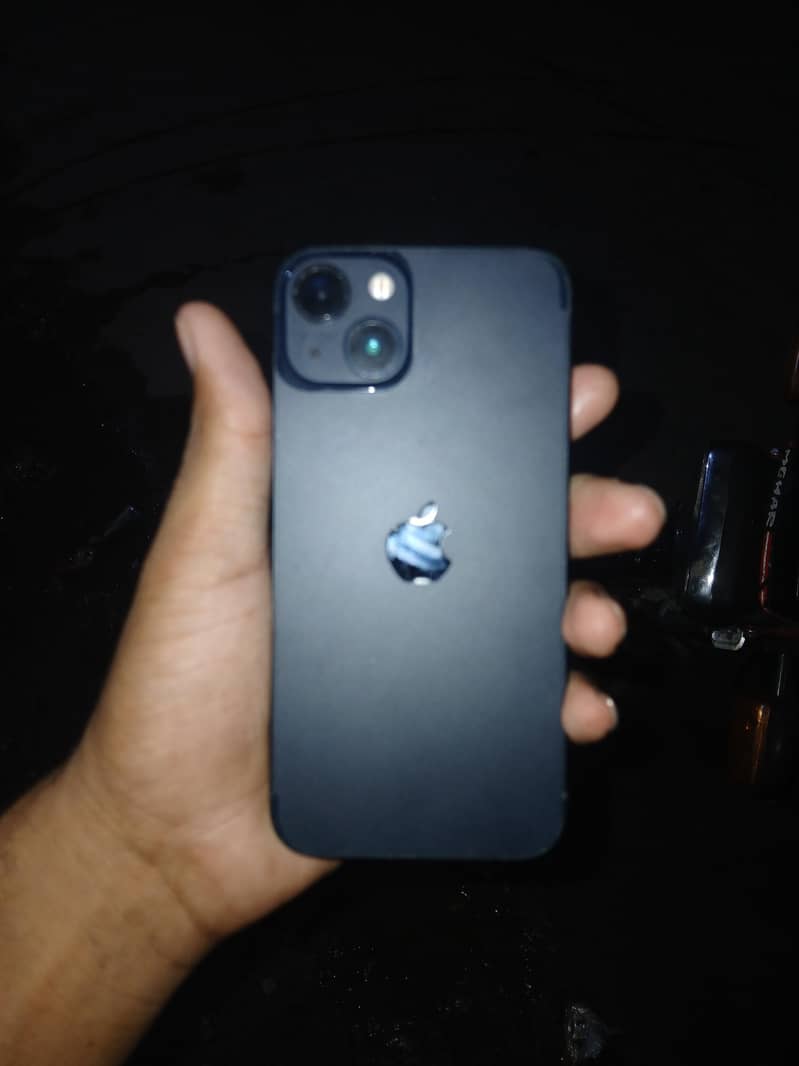 Apple iPhone 13 MDM model 0