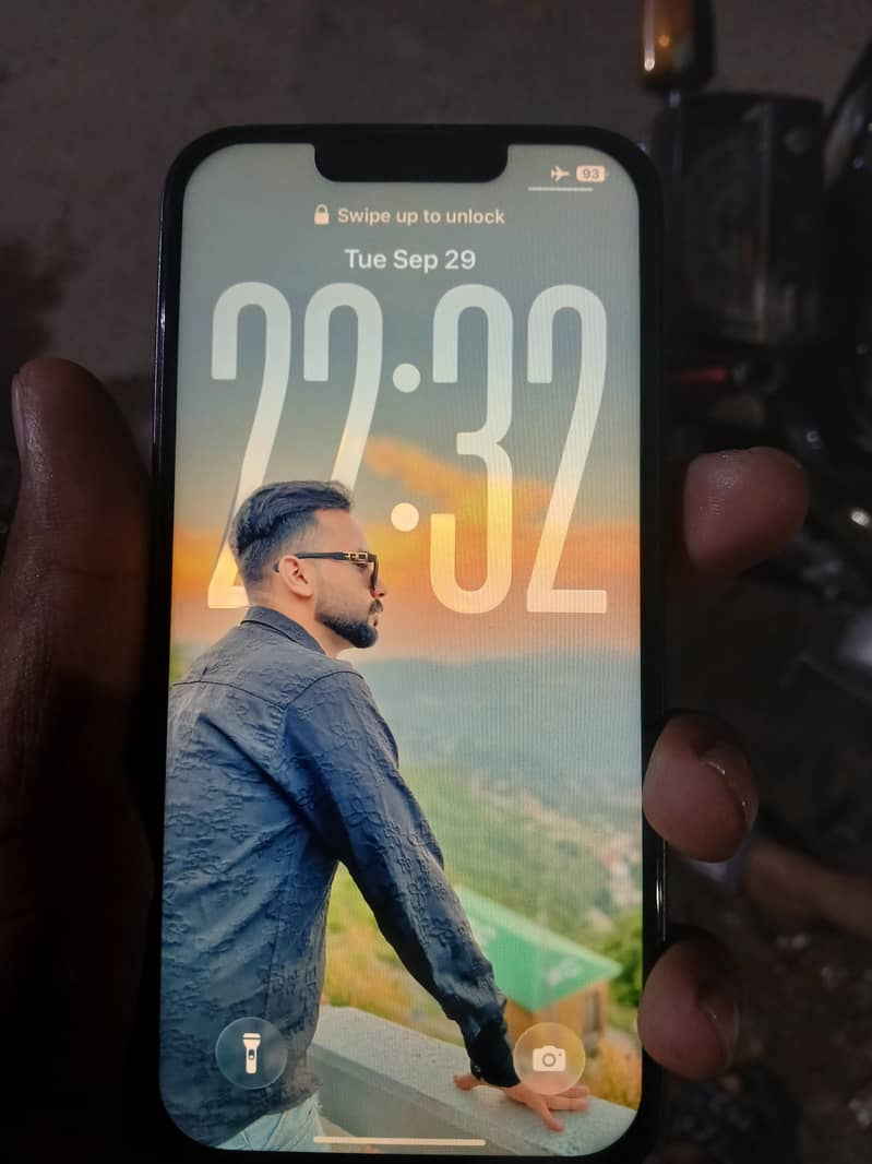 Apple iPhone 13 MDM model 1
