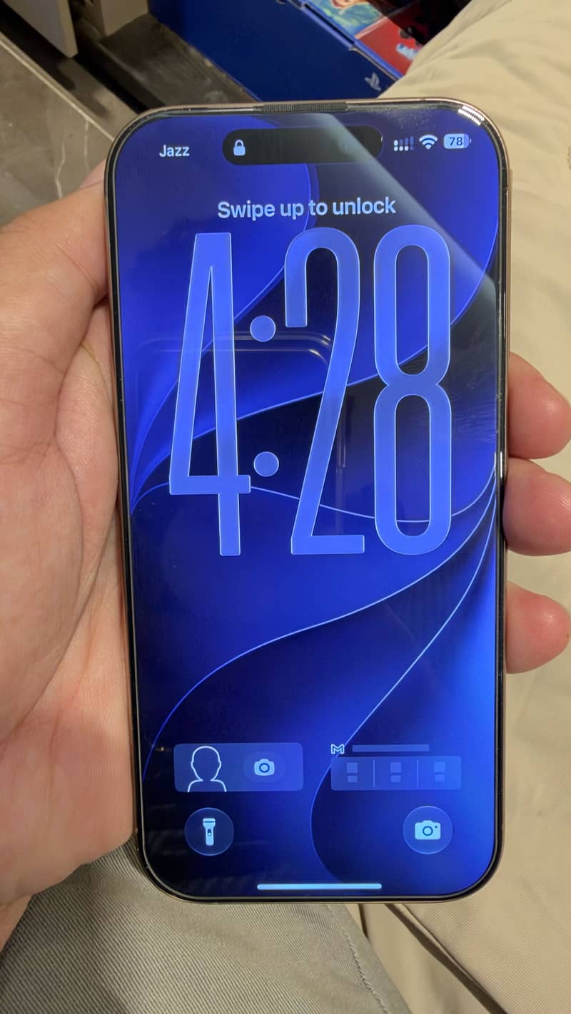 Apple iPhone 16 Pro 6